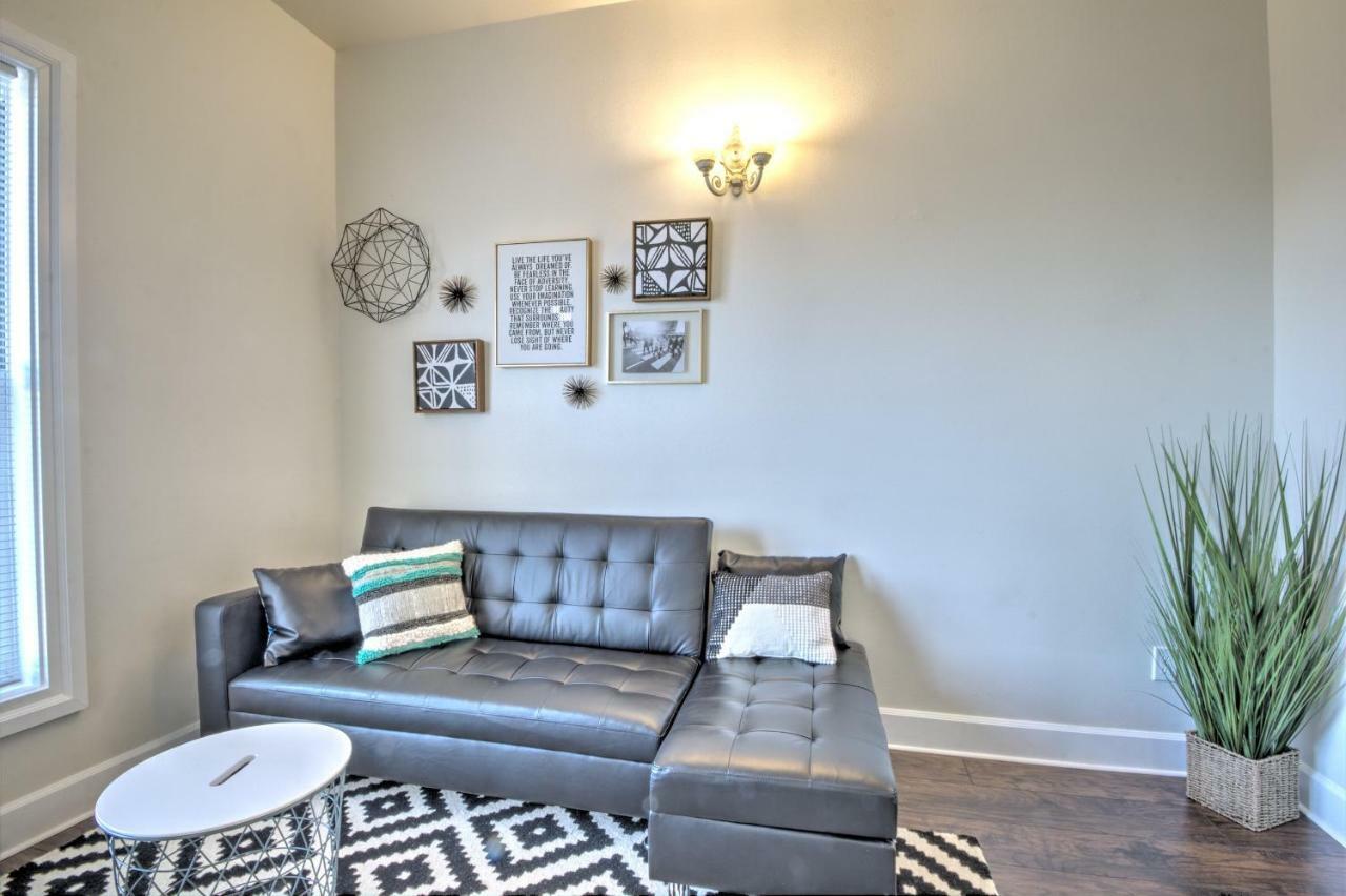 Capitol Hill Luxury Apartments Сиэтл Экстерьер фото