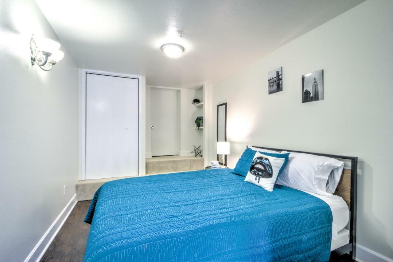 Capitol Hill Luxury Apartments Сиэтл Экстерьер фото