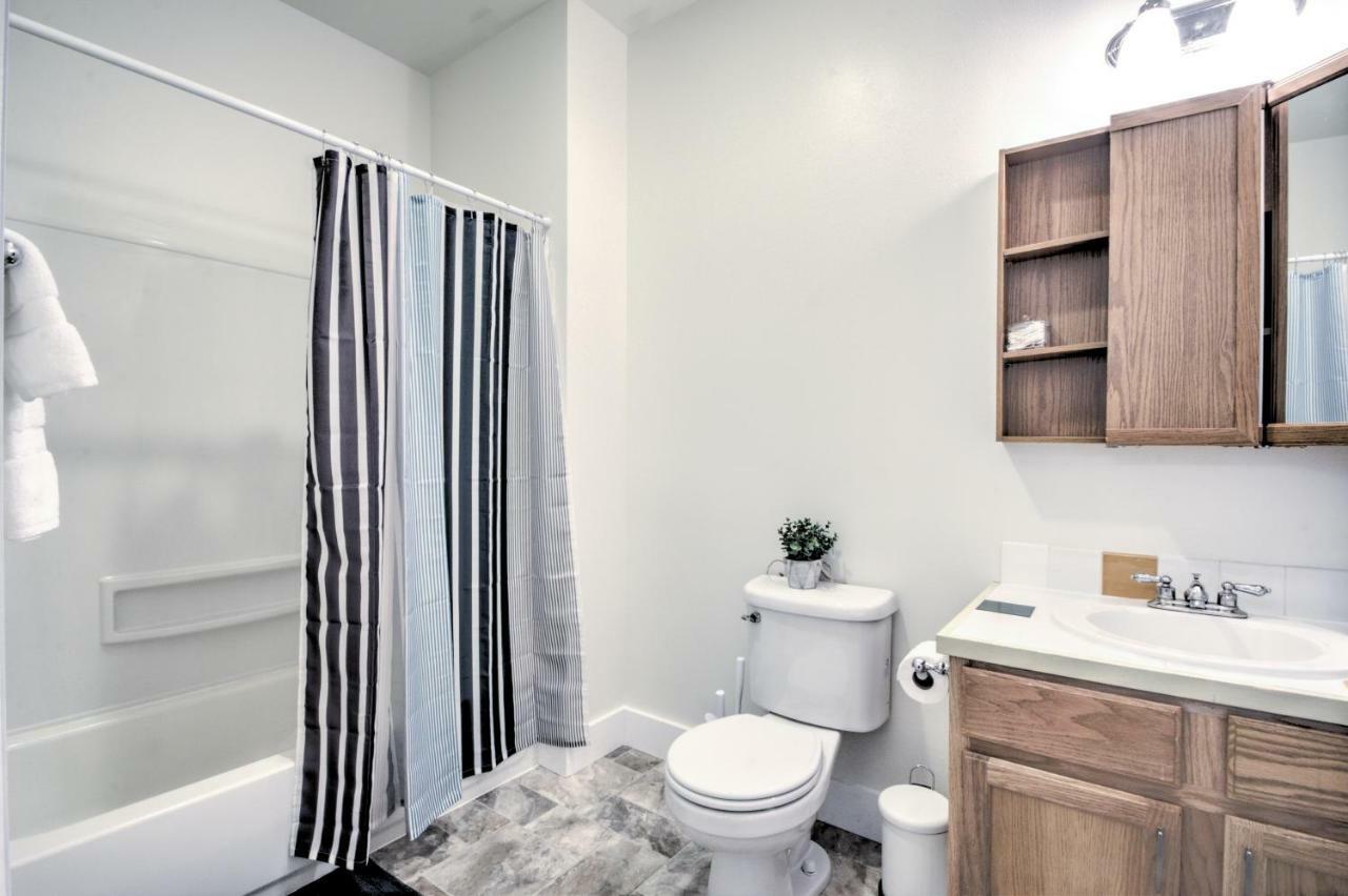 Capitol Hill Luxury Apartments Сиэтл Экстерьер фото