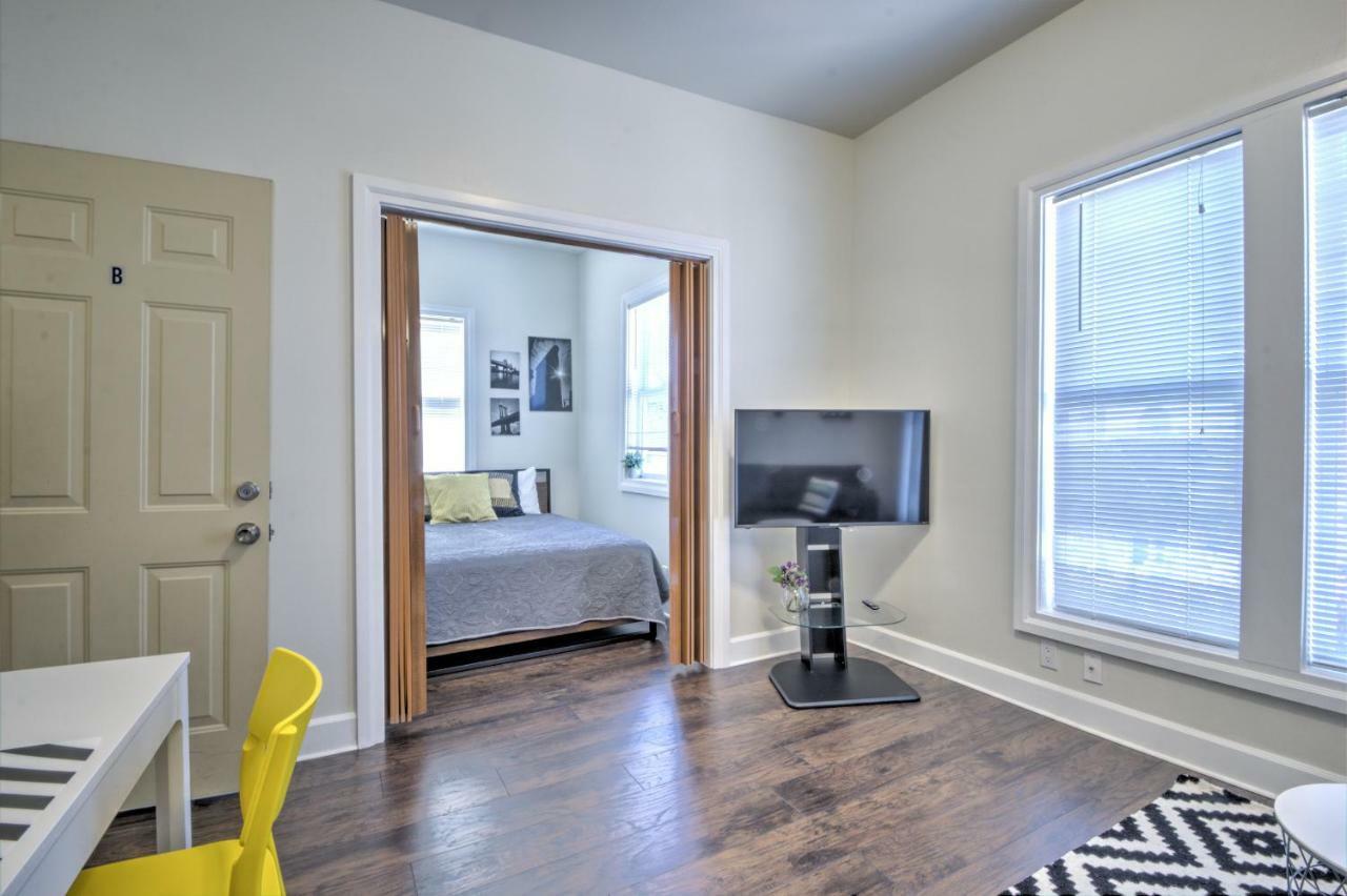 Capitol Hill Luxury Apartments Сиэтл Экстерьер фото